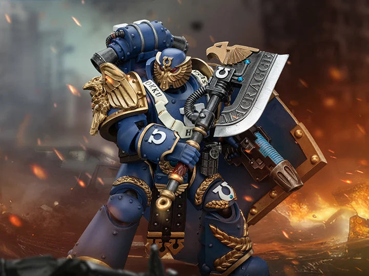Warhammer The Horus Heresy Ultramarines Invictarus Suzerain Squad Suzerain 3 1/18 Scale Action Figure