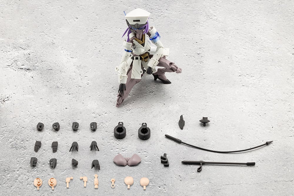 Megalomaria Unlimited Universe Vanguard Leader Model Kit