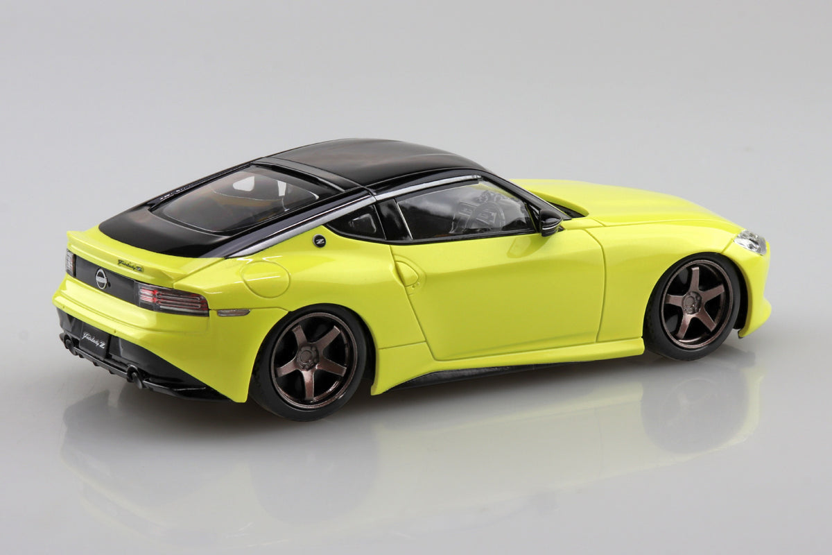 Aoshima 1/32 SNAP KIT #17CU-IY Nissan RZ34 Fairlady Z Custom Wheel(Ikazuchi Yellow)