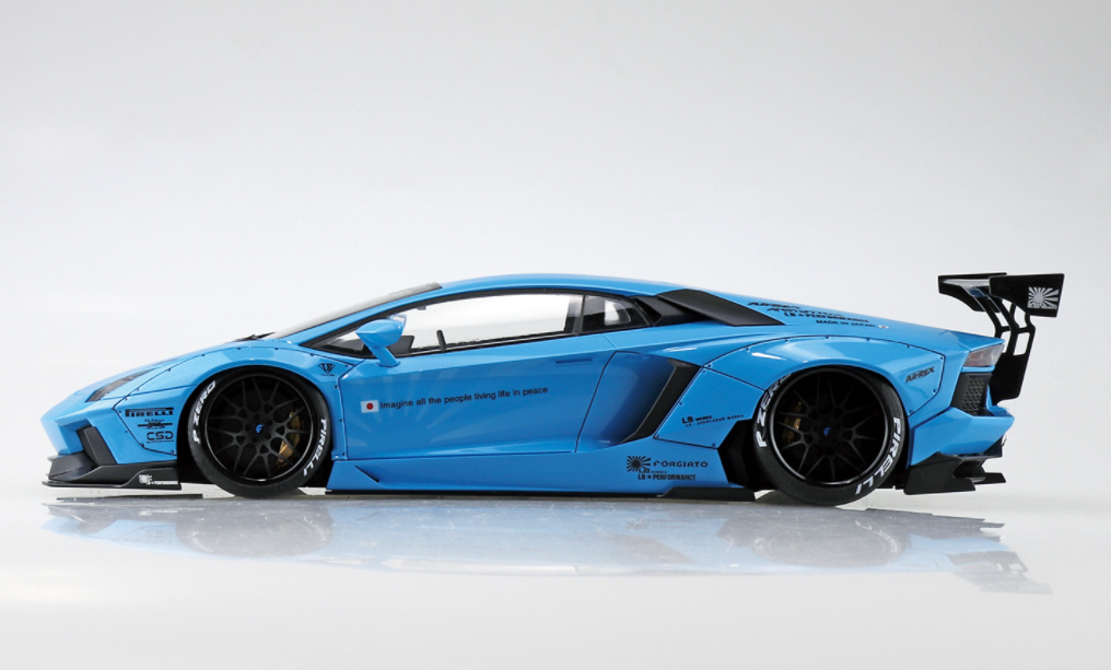 Aoshima 1/24 LB-Works Lamborghini Aventador Ver.1