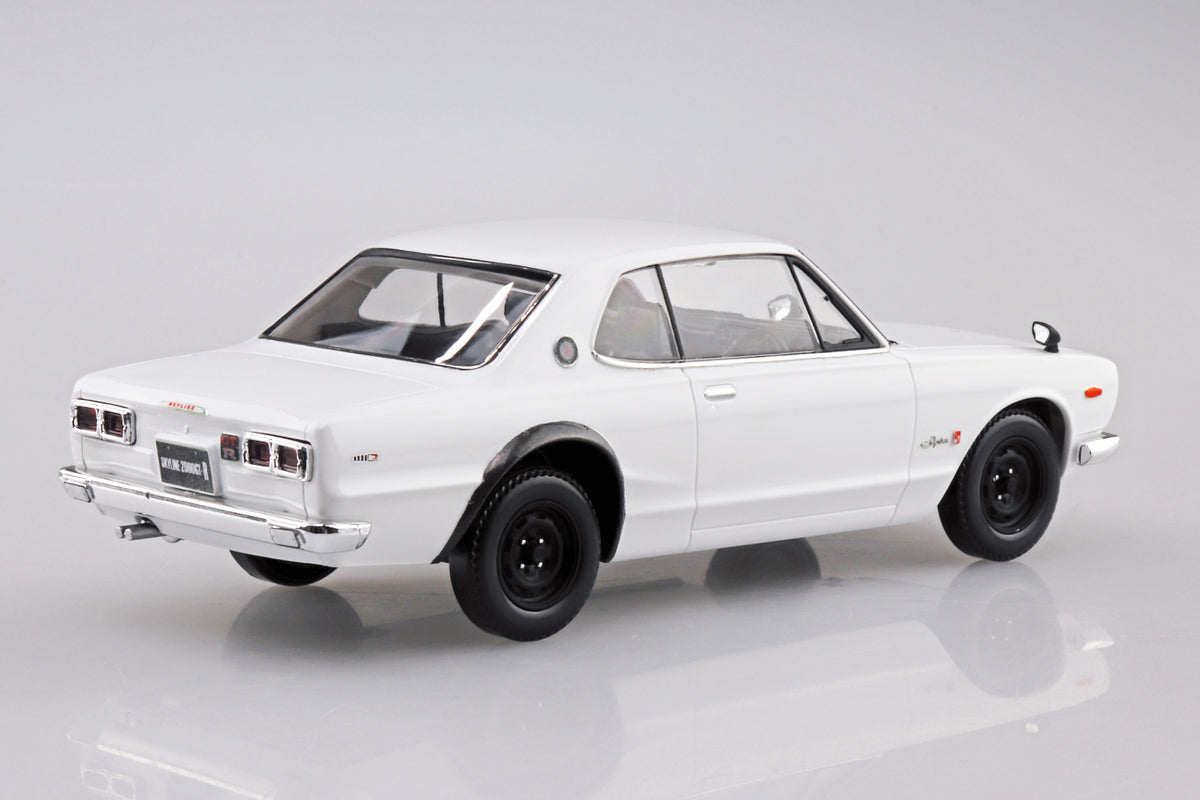 Aoshima 1/32 SNAP KIT #16-WH Nissan C10 Skyline 2000GT-R(White)