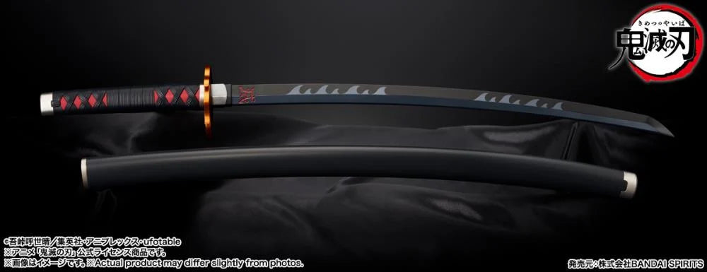 Demon Slayer Kimetsu no Yaiba Proplica Tanjiro Kamado (Kyojuro Rengoku's Sword Guard Ver.) Nichirin Sword