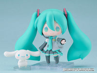 Vocaloid Nendoroid No.2306 Hatsune Miku (Cinnamoroll Collaboration Ver.)