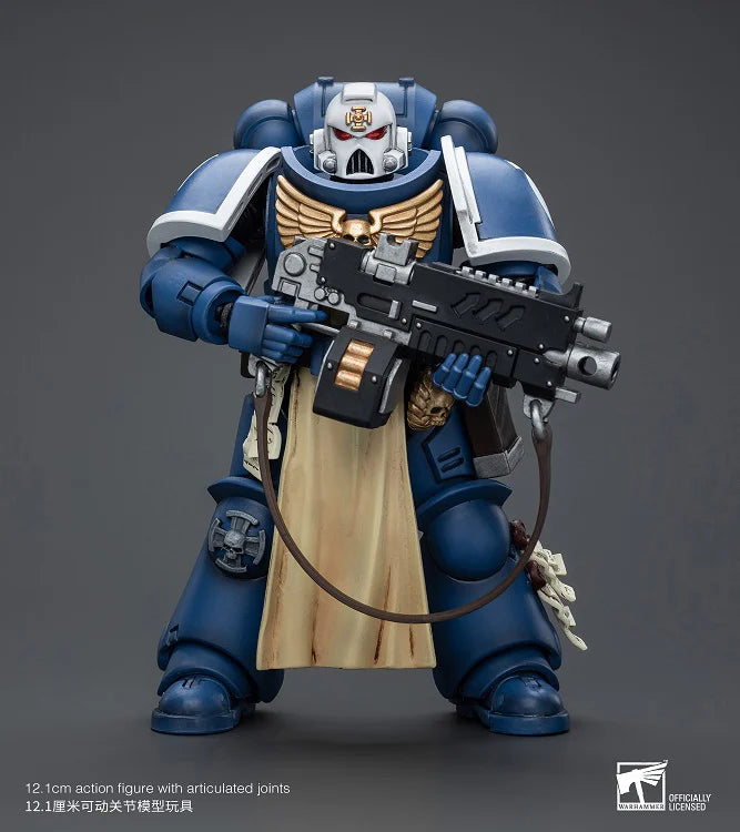 Warhammer 40K Ultramarines Sternguard Veteran with Auto Bolt Rifle 1/18 Scale Action Figure