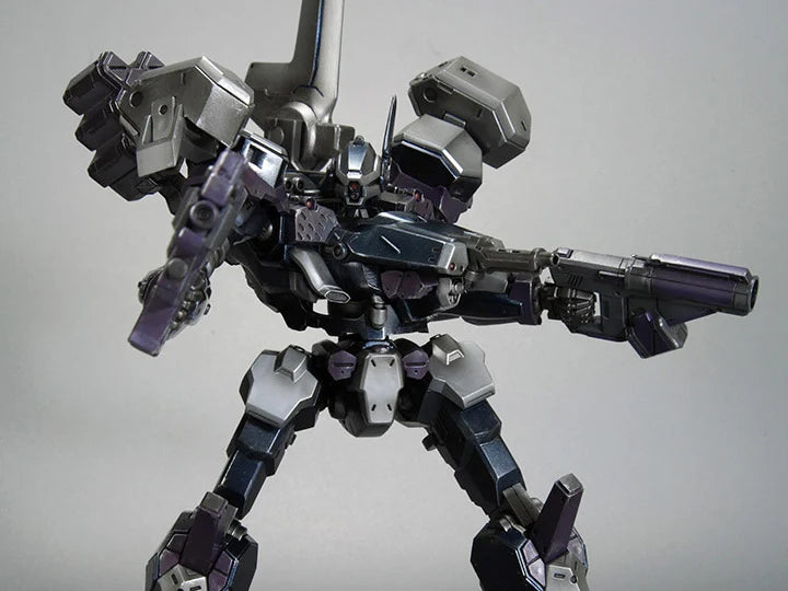 Armored Core Crest CR-C840/UL (Lightweight Class Ver.) 1/72 Scale Model Kit (Reissue)