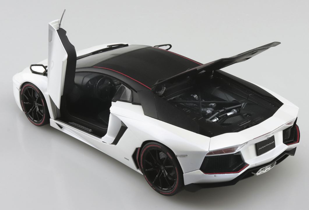 Aoshima 1/24 Lamborghini Aventador '15 Pirelli Edition