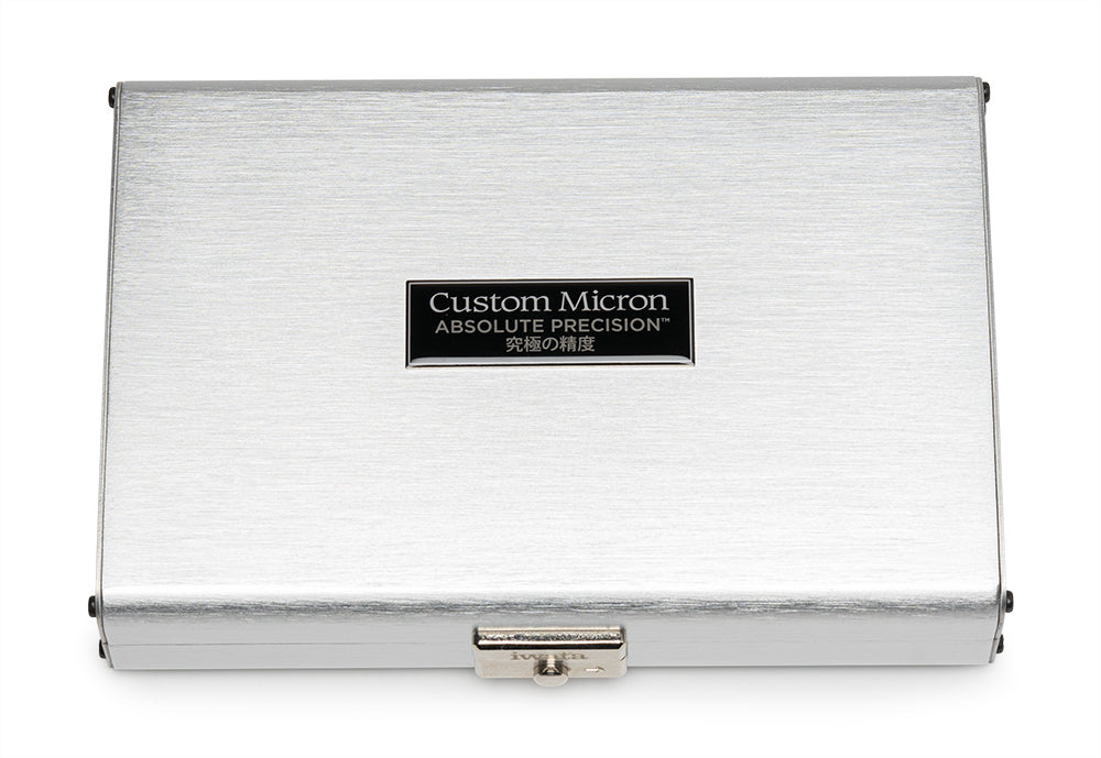 IWATA Custom Micron CM-B Gravity Feed Dual Action Airbrush