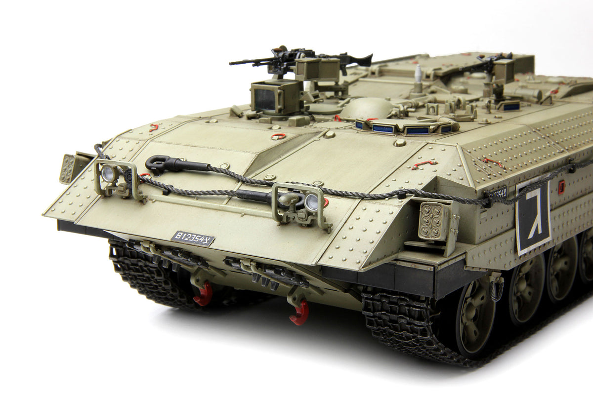 Meng 1/35 Israel heavy armoured personnel carrier Achzarit early