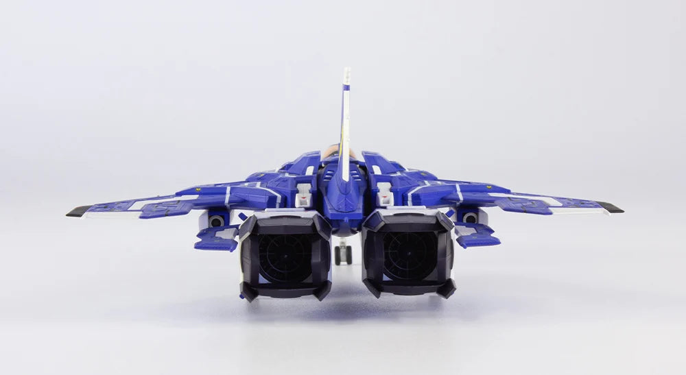 Raiden V Director's Cut FT-00004A Azuma (2P Color Ver.) 1/100 Scale Model Kit