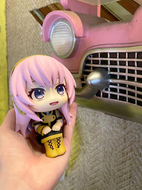 Vocaloid Look Up Series Megurine Luka Figure