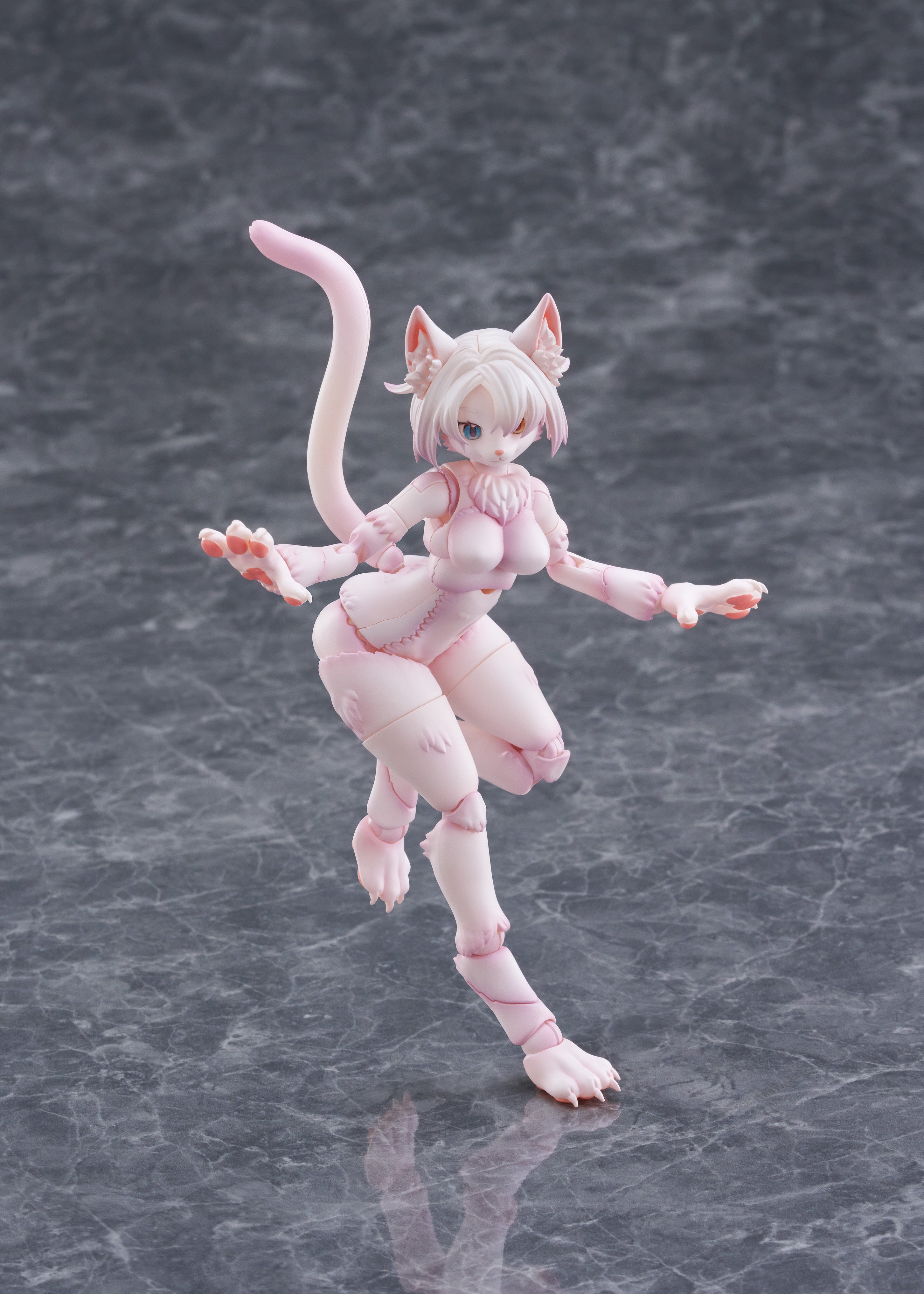 Aoshima Kemopla #KP-01R, Khao Manee