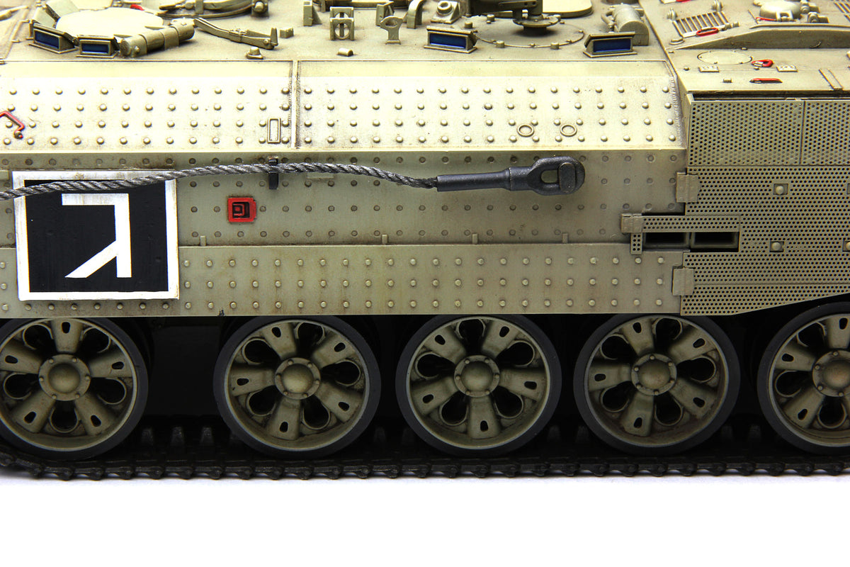 Meng 1/35 Israel heavy armoured personnel carrier Achzarit early