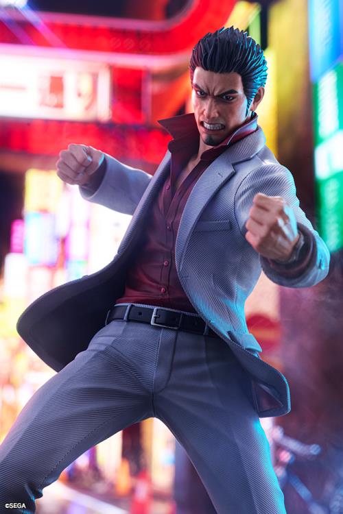 Yakuza Like a Dragon Kazuma Kiryu 1/6 Scale Figure
