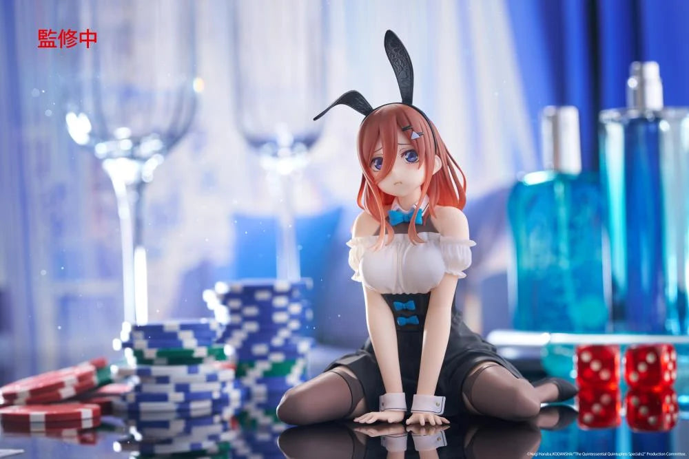 The Quintessential Quintuplets Desktop Cute Miku Nakano (Bunny Ver.) Figure
