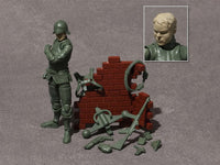 Mobile Suit Gundam G.M.G. Professional Principality of Zeon Army Soldier 02 1/18 Scale Figure