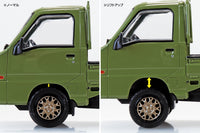 Aoshima 1/32 SNAP KIT #05CU-OG Subaru Sambar Truck Custom Wheels (Olive Green)