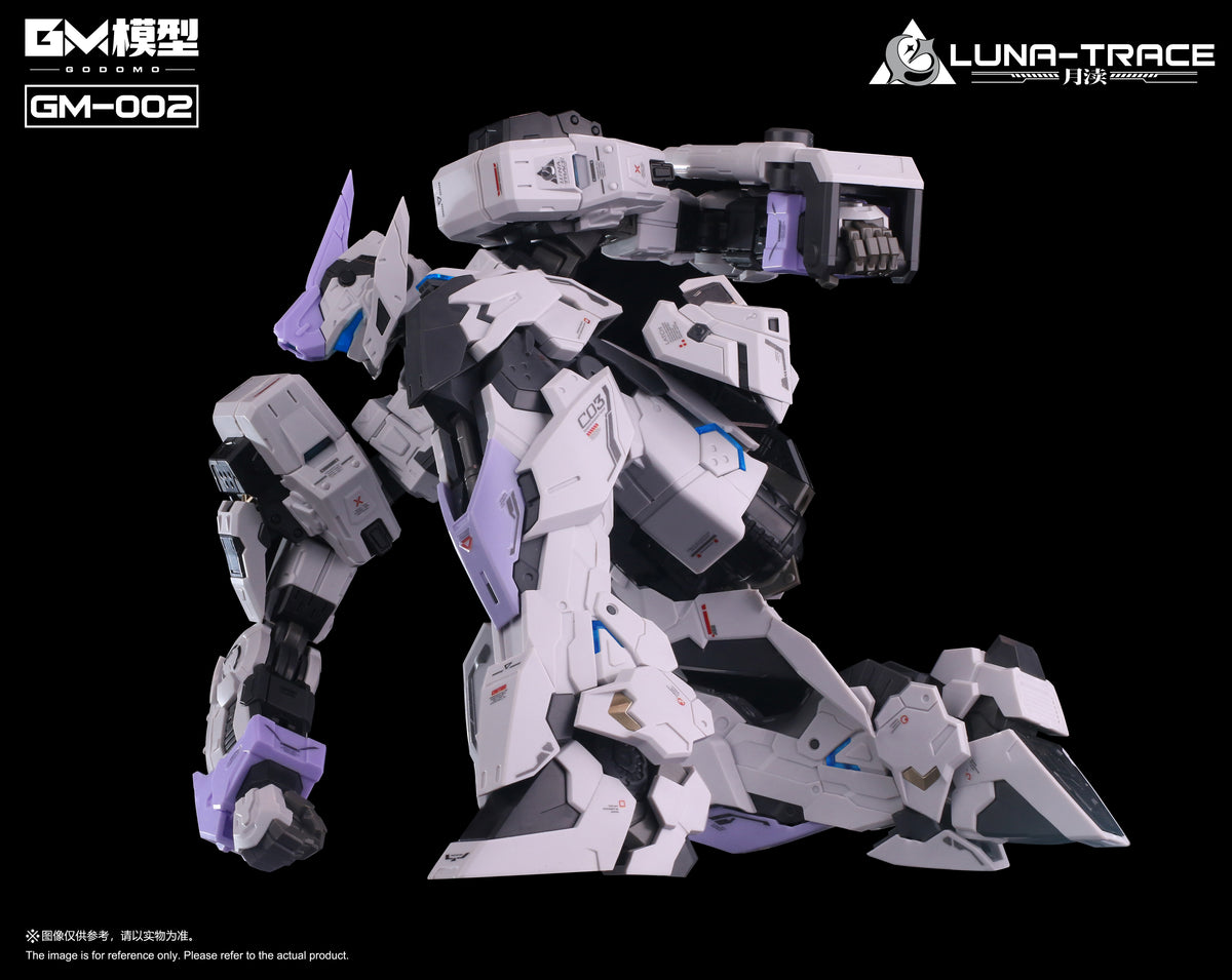 GM Models 02 Luna-Trace 1/100 Scale Model Kit