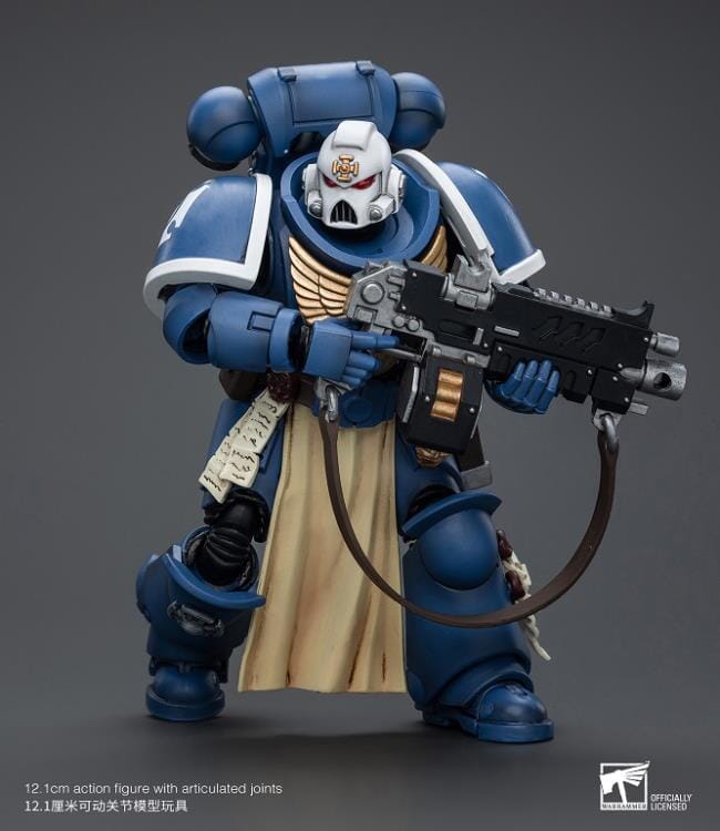 Warhammer 40K Ultramarines Sternguard Veteran with Auto Bolt Rifle 1/18 Scale Action Figure