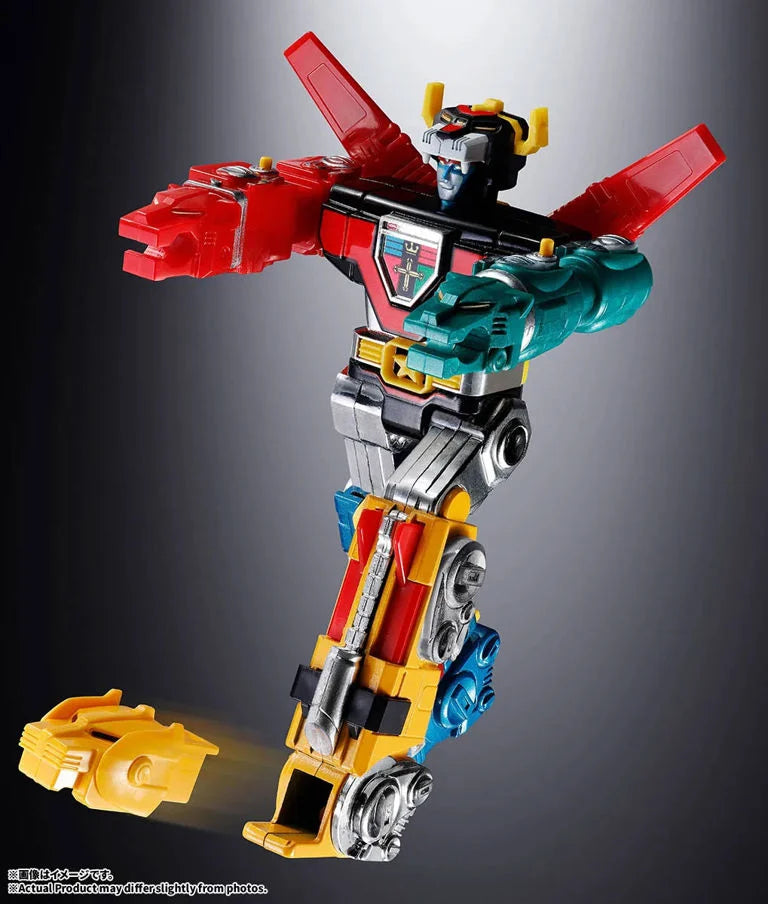 Voltron Defender of the Universe Chogokin Voltron Action Figure