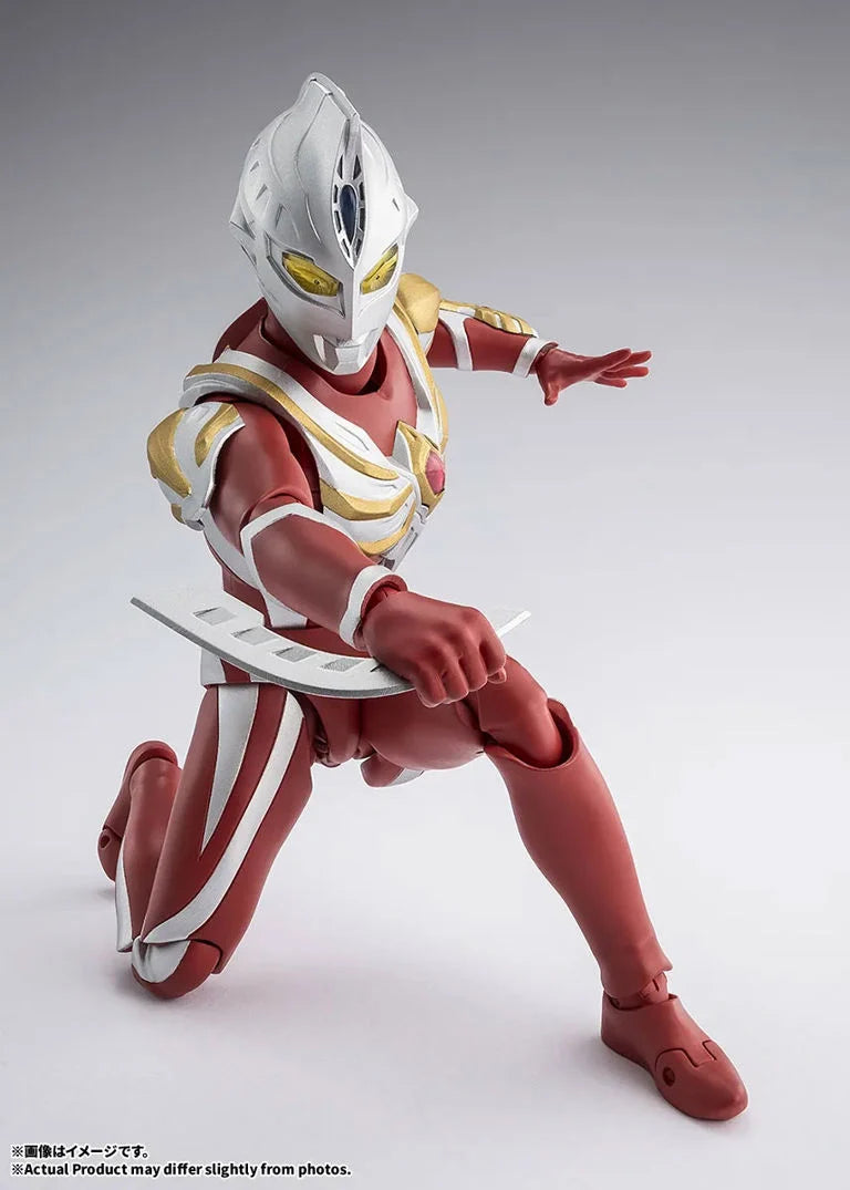 Ultraman Max S.H.Figuarts Ultraman Max Action Figure