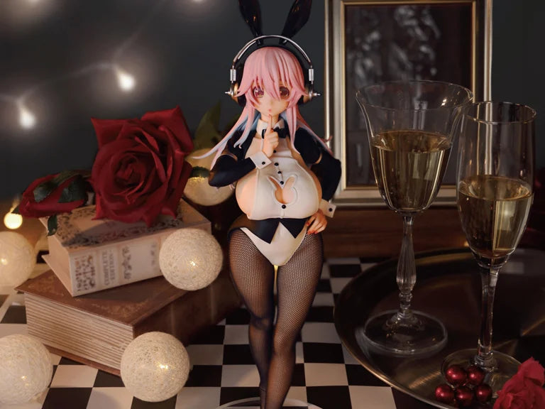 Nitroplus BiCute Bunnies Super Sonico (Newly Drawn Costume Tailcoat Ver.) Figure