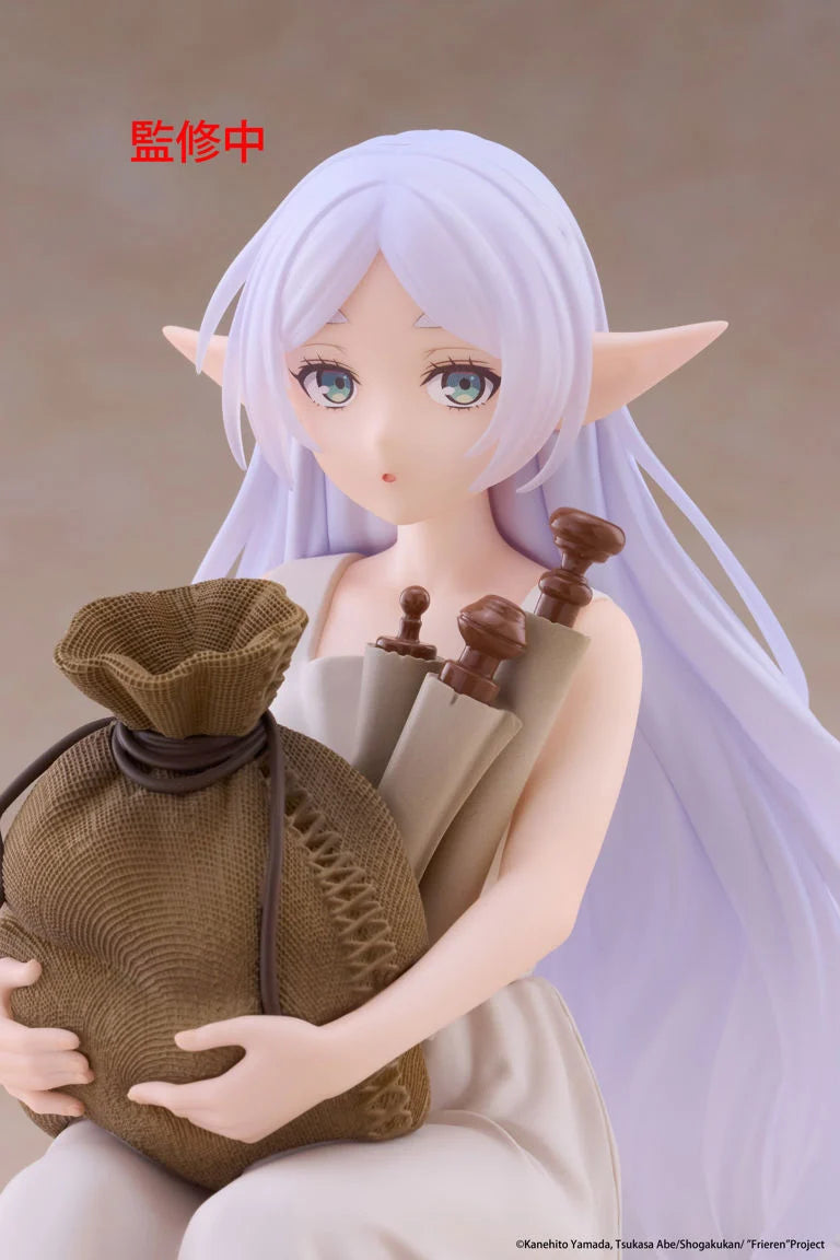 Frieren Beyond Journey's End Desktop Cute Frieren (In Training Ver.) Figure