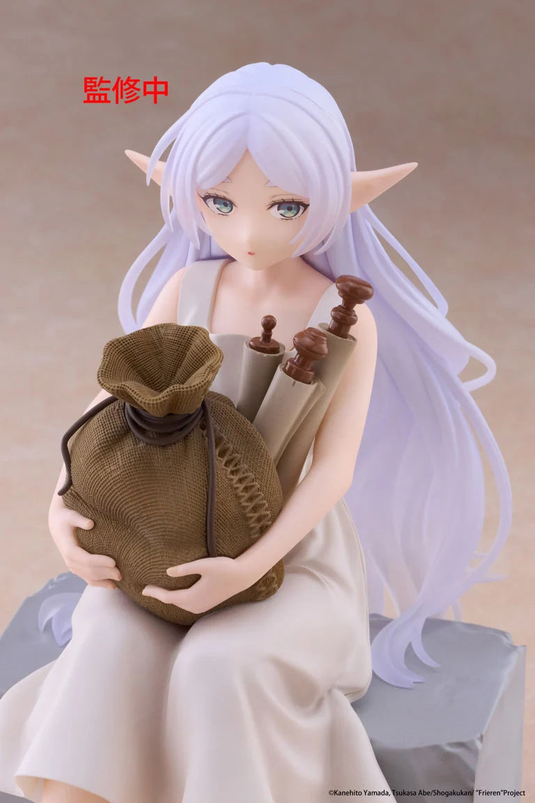 Frieren Beyond Journey's End Desktop Cute Frieren (In Training Ver.) Figure