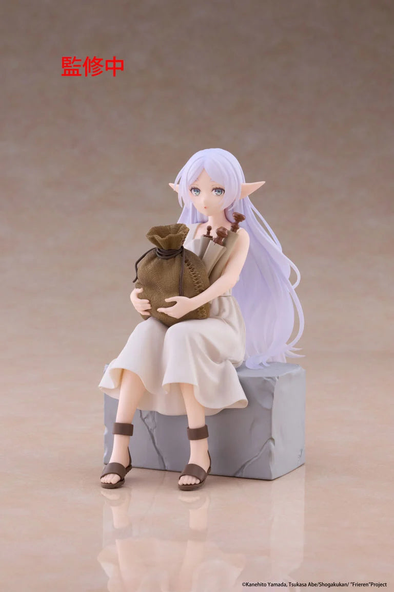Frieren Beyond Journey's End Desktop Cute Frieren (In Training Ver.) Figure