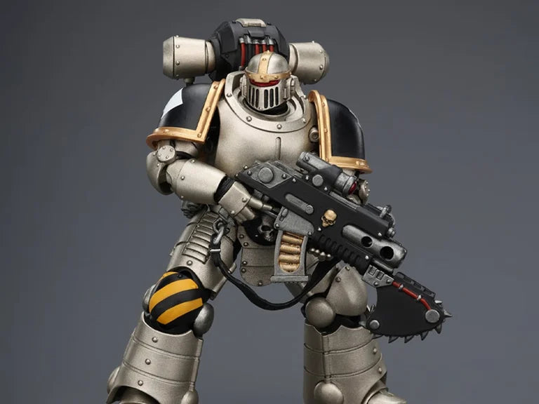 Warhammer The Horus Heresy Iron Warriors MkII Legionary 3 with Bolter and Bolt Pistol 1/18 Scale Action Figure