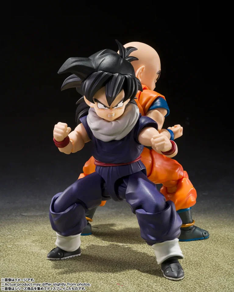 Dragon Ball Z S.H.Figuarts Gohan (Z-Fighters Group Base Ver. A) Action Figure (With Bonus)