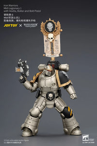 Warhammer The Horus Heresy Iron Warriors MkII Legionary 1 with Vexilla, Bolter and Bolt Pistol 1/18 Scale Action Figure