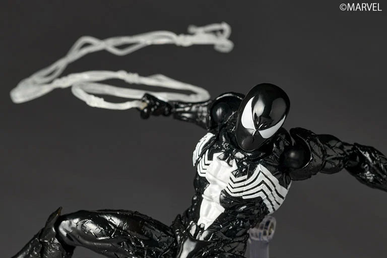 Marvel Comics Amazing Yamaguchi Revoltech NR147 Symbiote Suit Spider-Man Action Figure