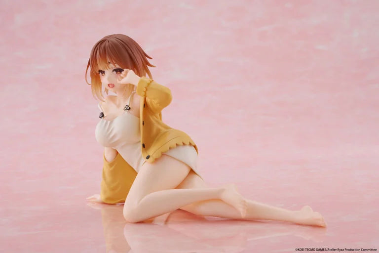 Atelier Ryza Ever Darkness & the Secret Hideout Desktop Cute Ryza (Nightwear Ver.) Figure