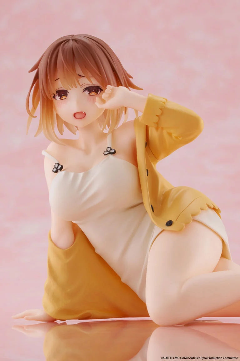 Atelier Ryza Ever Darkness & the Secret Hideout Desktop Cute Ryza (Nightwear Ver.) Figure