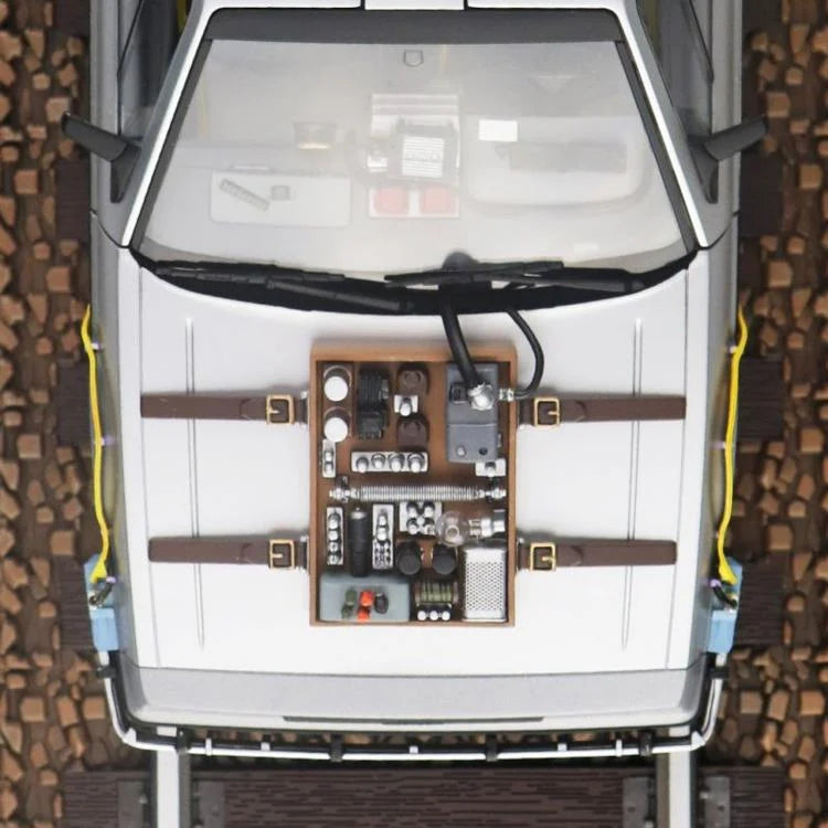 Back to the Future Part III Movie Mecha No.BT-04 Time Machine with Railroad 1/24 Scale Model Kit