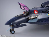 Macross 7 DX Chogokin VF-17S Nightmare Stealth Valkyrie (Gamlin Kizaki) Action Figure