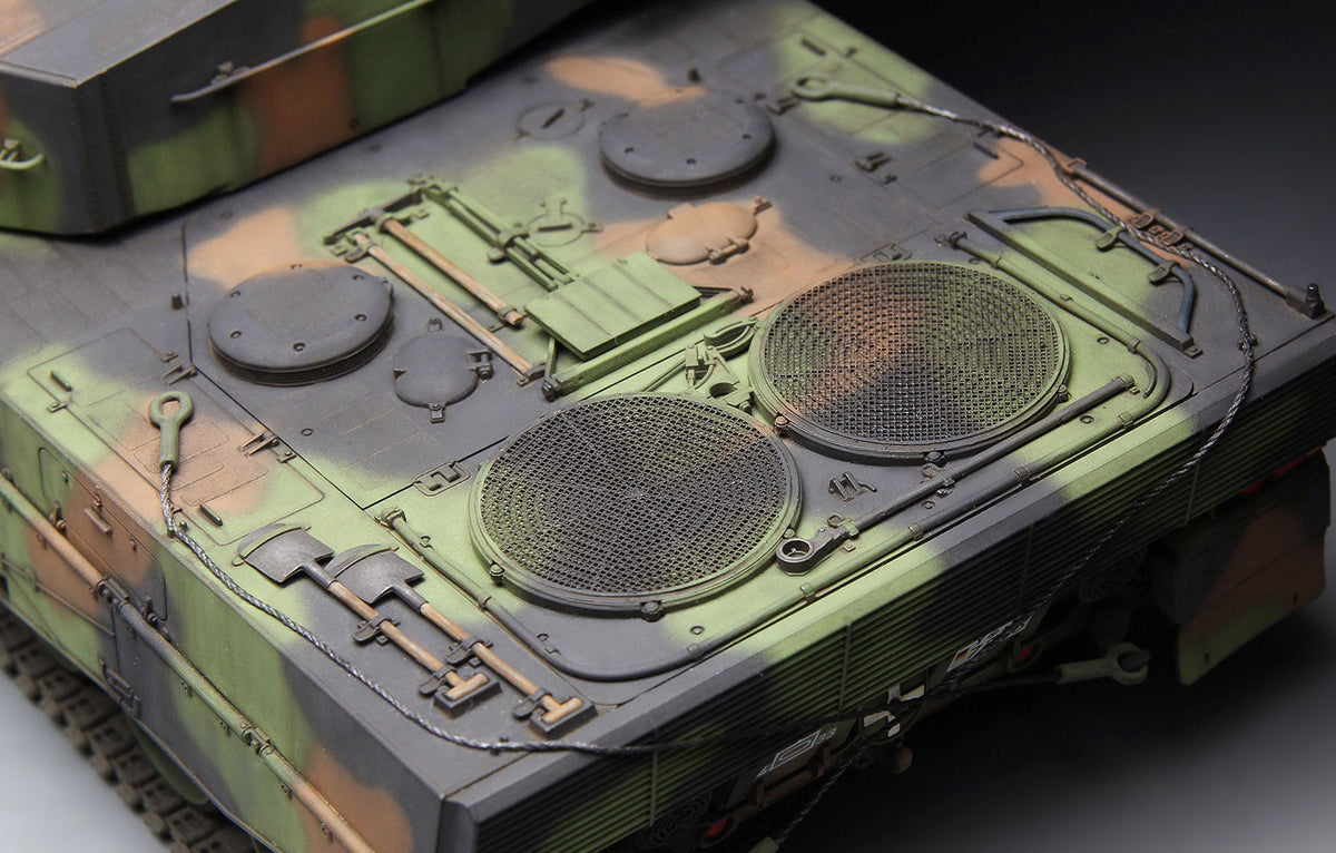 Meng 1/35 German Main Battle Tank Leopard 2 A4