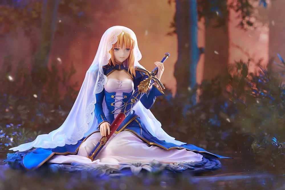 Fate/stay night Saber (Garden of Avalon Ver.) 1/7 Scale Figure