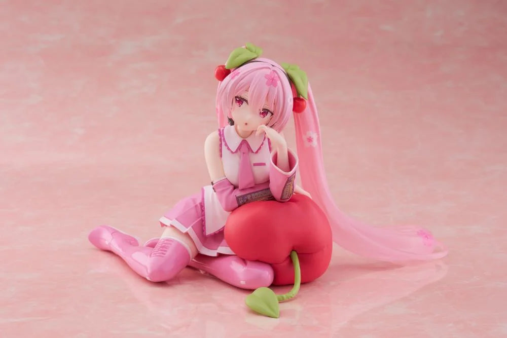 Vocaloid Desktop Cute Sakura Miku (Cherry Cushion Ver.) Figure