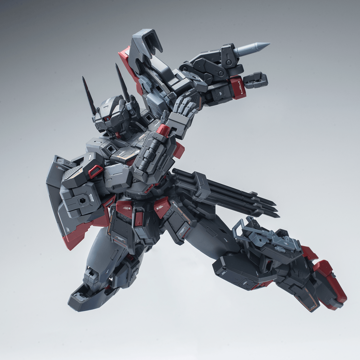 RB08-XR Famine the Third Horsemen of the Apocalypse 1/100 Scale Model Kit