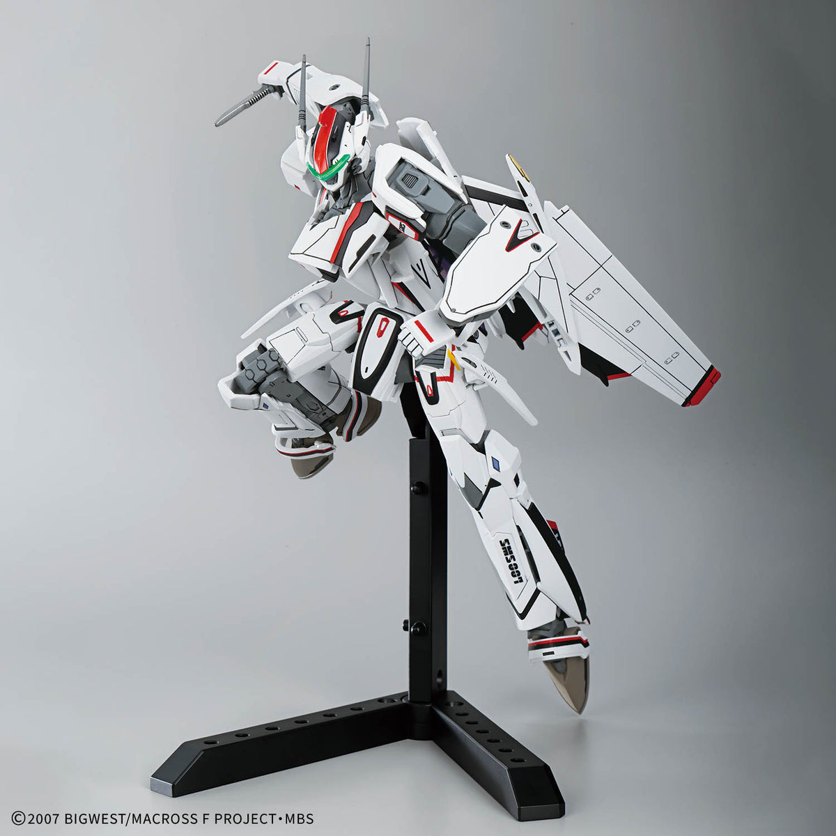 Macross Frontier HG VF-25F Messiah Valkyrie (Alto Custom) 1/100 Scale Model Kit
