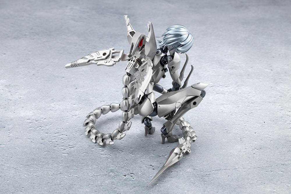 Megalomaria Unlimited Universe Wreckage Hunter Model Kit