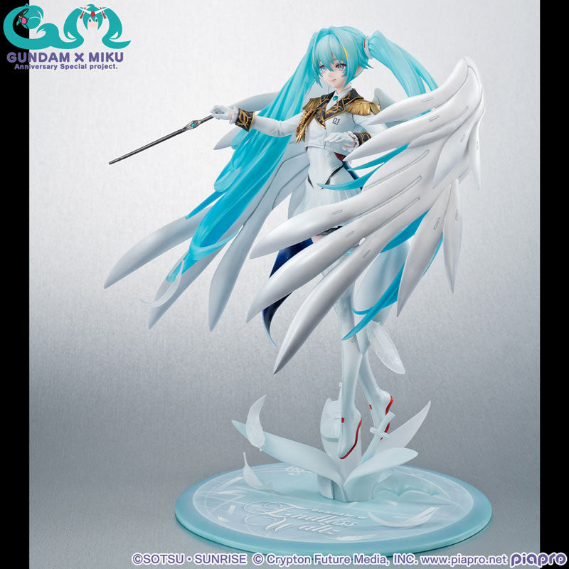 Mobile Suit Gundam 45th Anniversary x Hatsune Miku x Wing Gundam EW Lucrea Hatsune Miku 1/7 Scale Figure