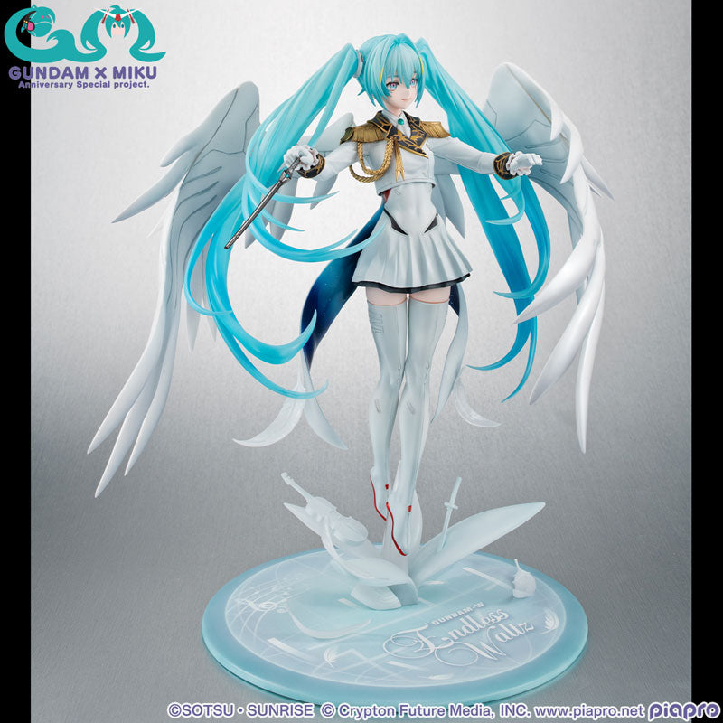 Mobile Suit Gundam 45th Anniversary x Hatsune Miku x Wing Gundam EW Lucrea Hatsune Miku 1/7 Scale Figure