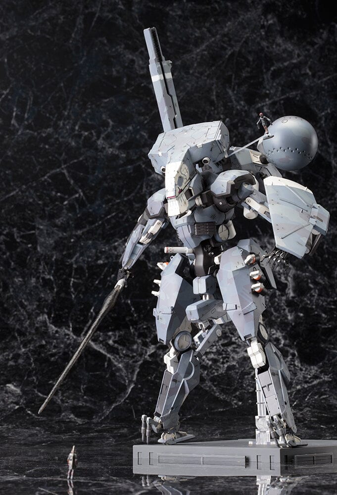 Metal Gear Solid V The Phantom Pain Sahelanthropus 1/100 Scale Model Kit (Reissue)