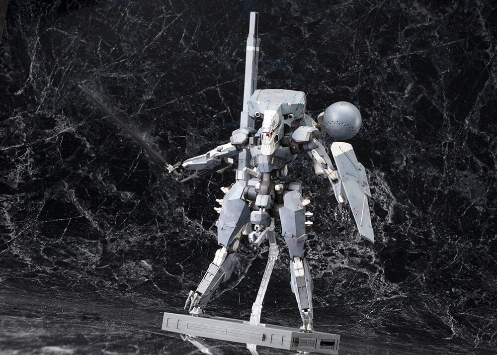 Metal Gear Solid V The Phantom Pain Sahelanthropus 1/100 Scale Model Kit (Reissue)