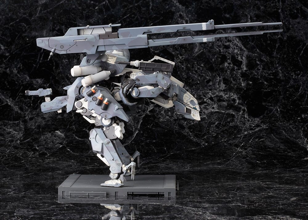 Metal Gear Solid V The Phantom Pain Sahelanthropus 1/100 Scale Model Kit (Reissue)