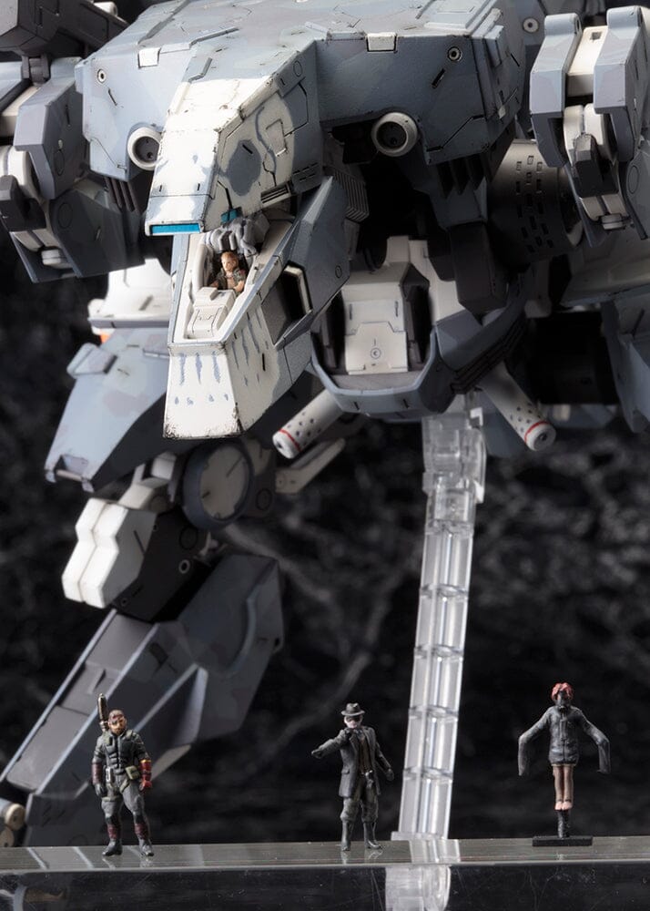 Metal Gear Solid V The Phantom Pain Sahelanthropus 1/100 Scale Model Kit (Reissue)