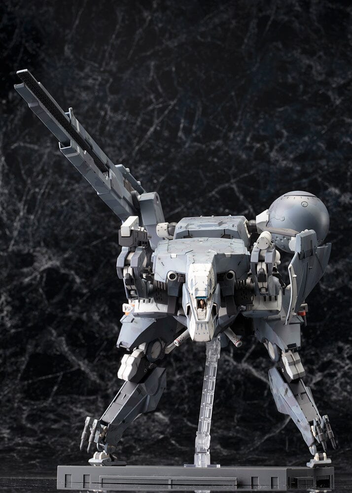Metal Gear Solid V The Phantom Pain Sahelanthropus 1/100 Scale Model Kit (Reissue)