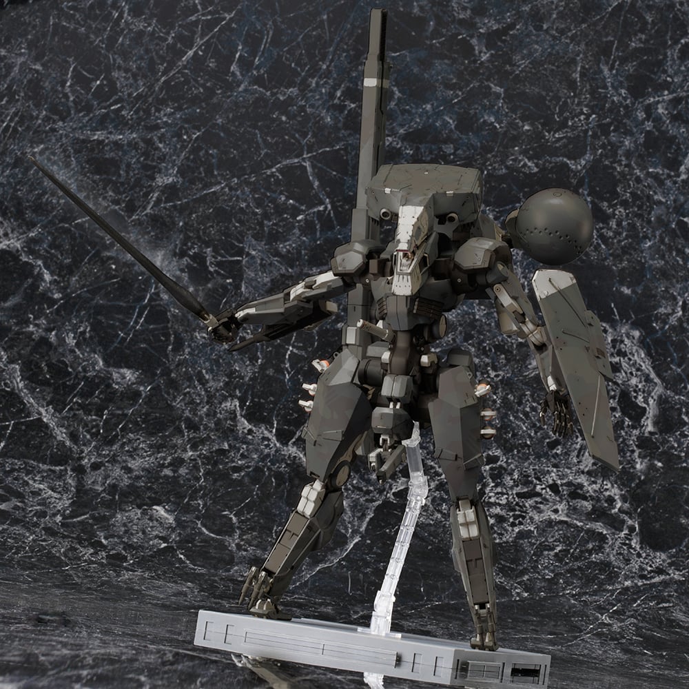 Metal Gear Solid V The Phantom Pain Metal Gear Sahelanthropus (Black Ver.) 1/100 Scale Model Kit